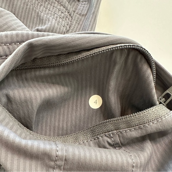 Lululemon Yoga Camp Crop Cargo Pants Fossil Gray Women’s Size 4 - Picture 13 of 16